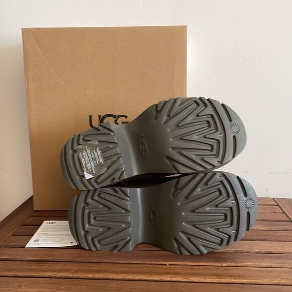 UGG Classic Ultra Mini New Heights Boots Hickory US Women Size 9/UK 7/EU 40 - Picture 10 of 16